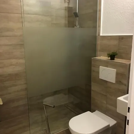 Appartement Super Lage, Neu Renovierte, Gemuetliche *